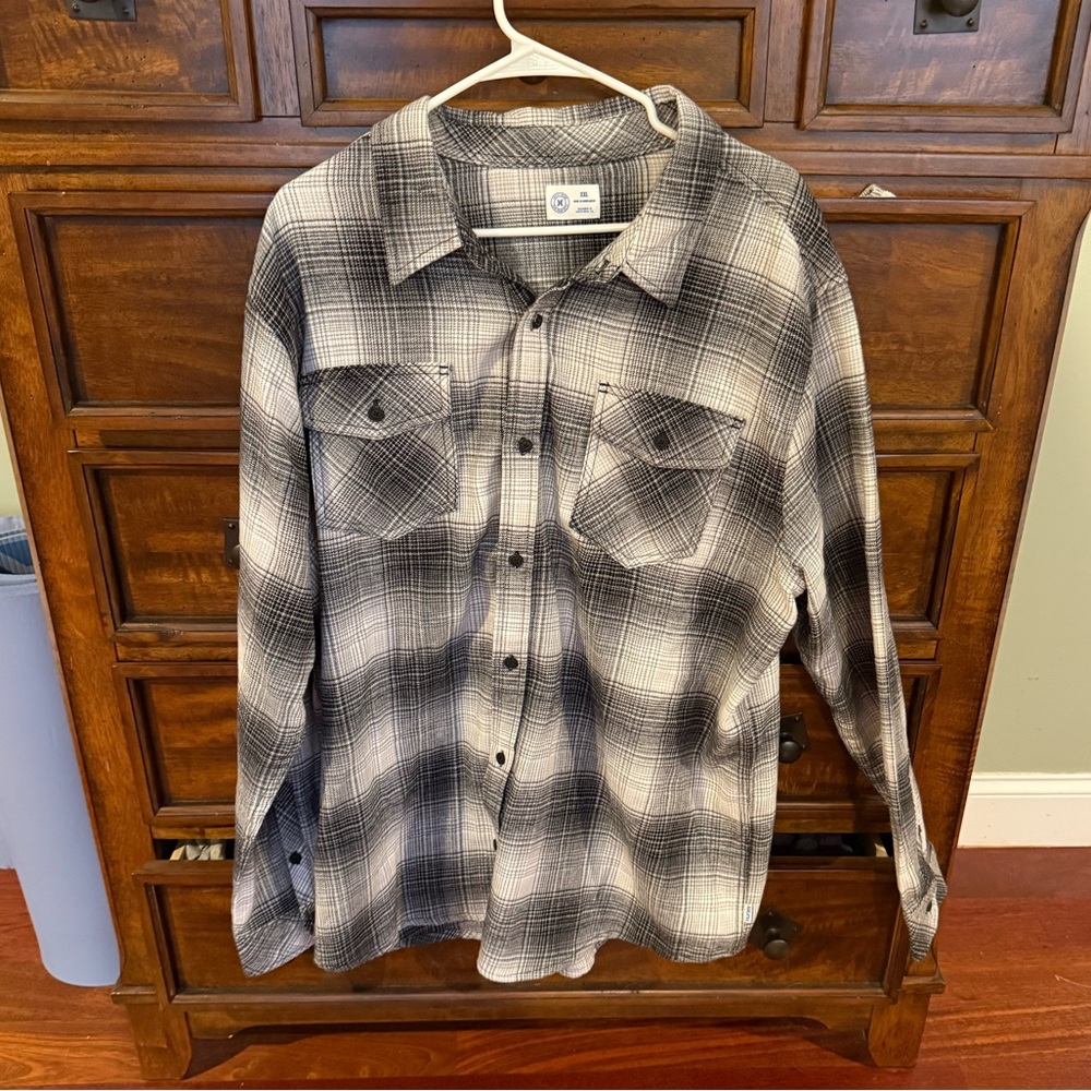 Hurley Black and White Plaid Button-Up Shirt